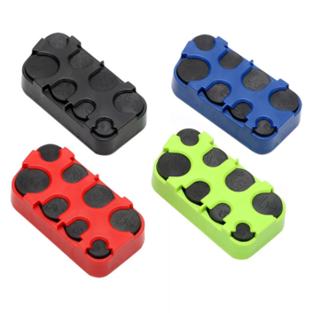 プラスチック製の小銭入れは、組織の日常的な課題をどのように解決できるのでしょうか?